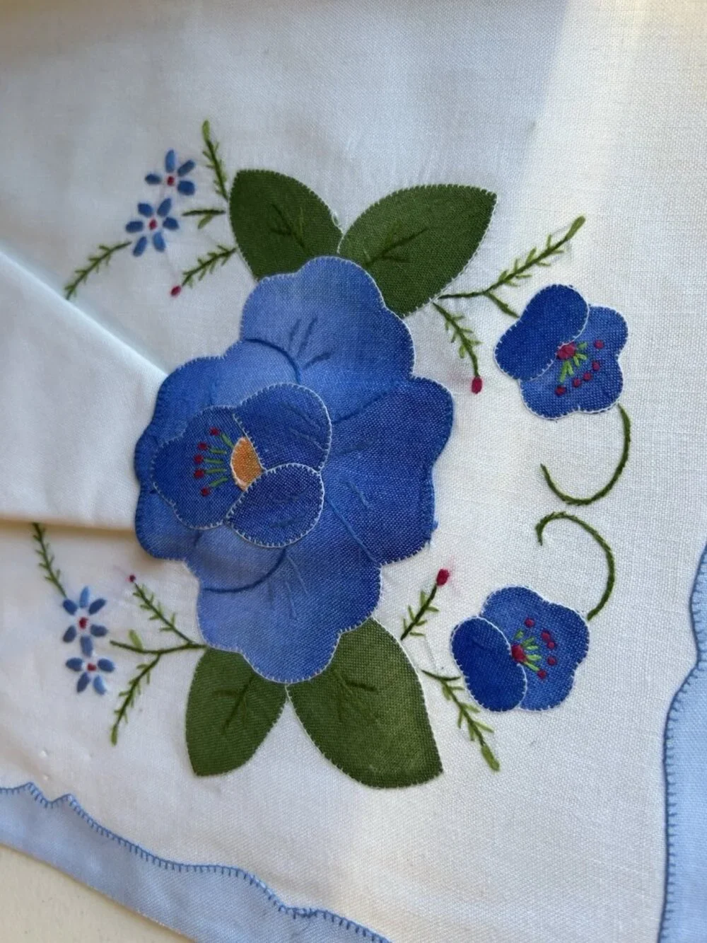 5 Vintage Madeira Applique Placemats w Matching Napkins Cotton NOS Blue White